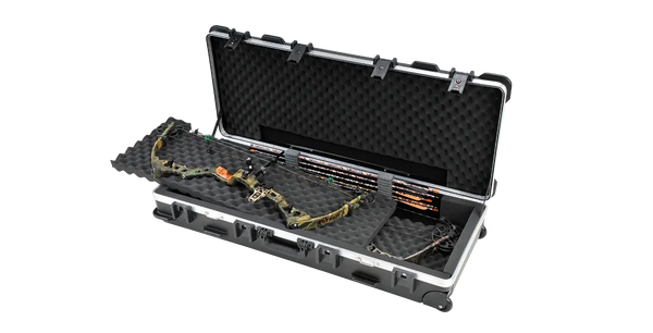 SKB ATA DOUBLE BOW CASE BLACK